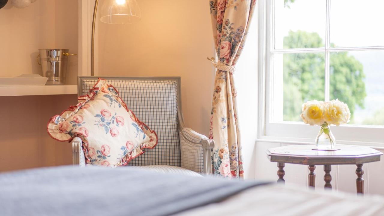 Pantybeiliau House Bed & Breakfast Gilwern Eksteriør billede